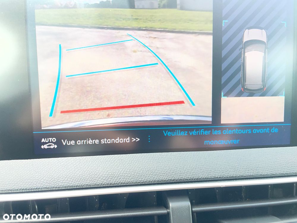 Peugeot 3008 PureTech 130 Stop & Start GPF Allure Business-Paket - 24