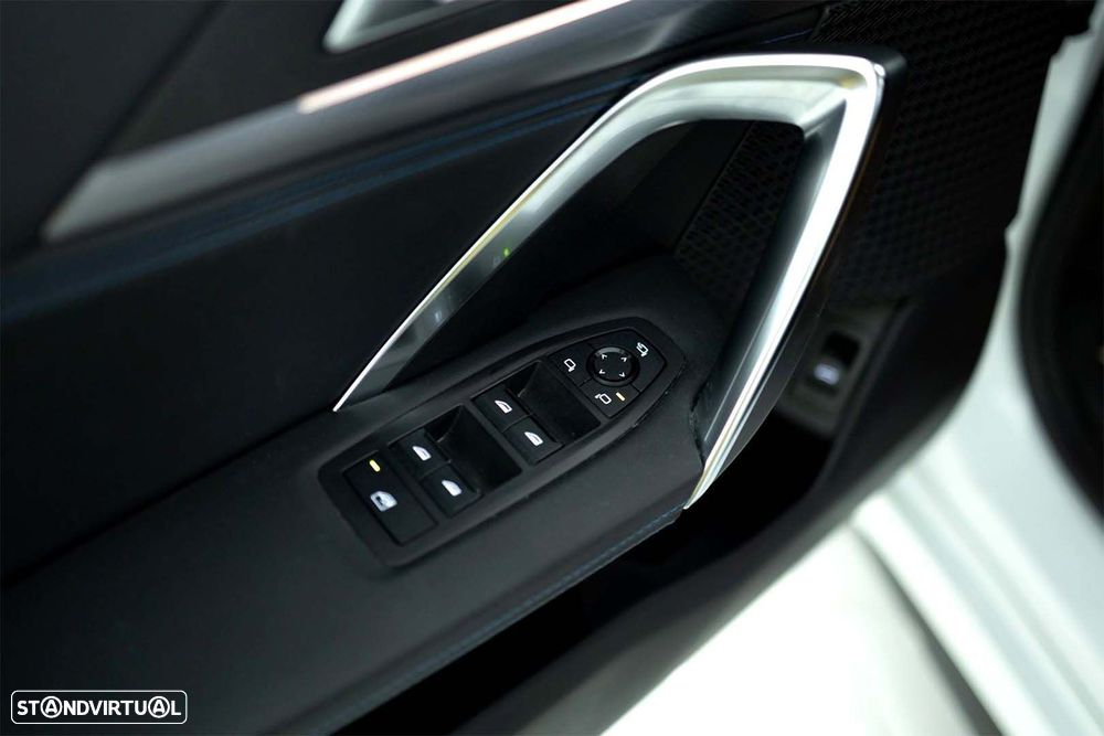 BMW iX1 xDrive30 Pack Desportivo M - 41