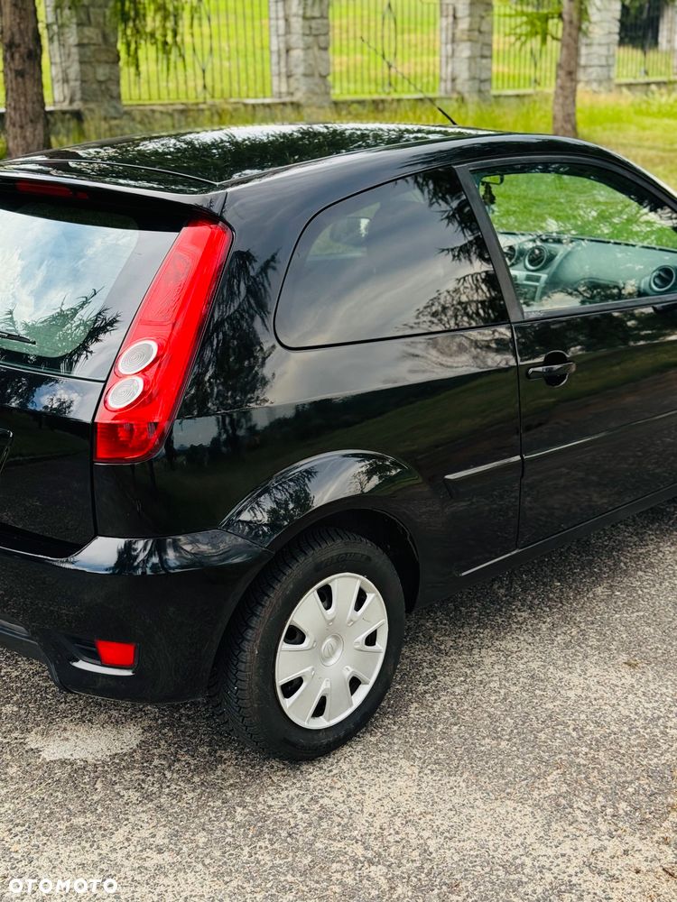 Ford Fiesta - 8