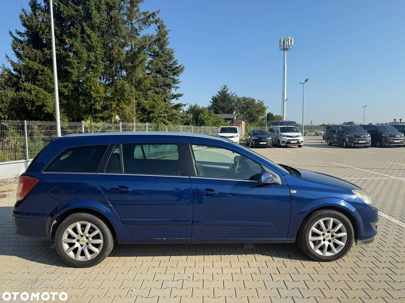 Opel Astra 1.9 CDTI Caravan DPF NAVI - 4