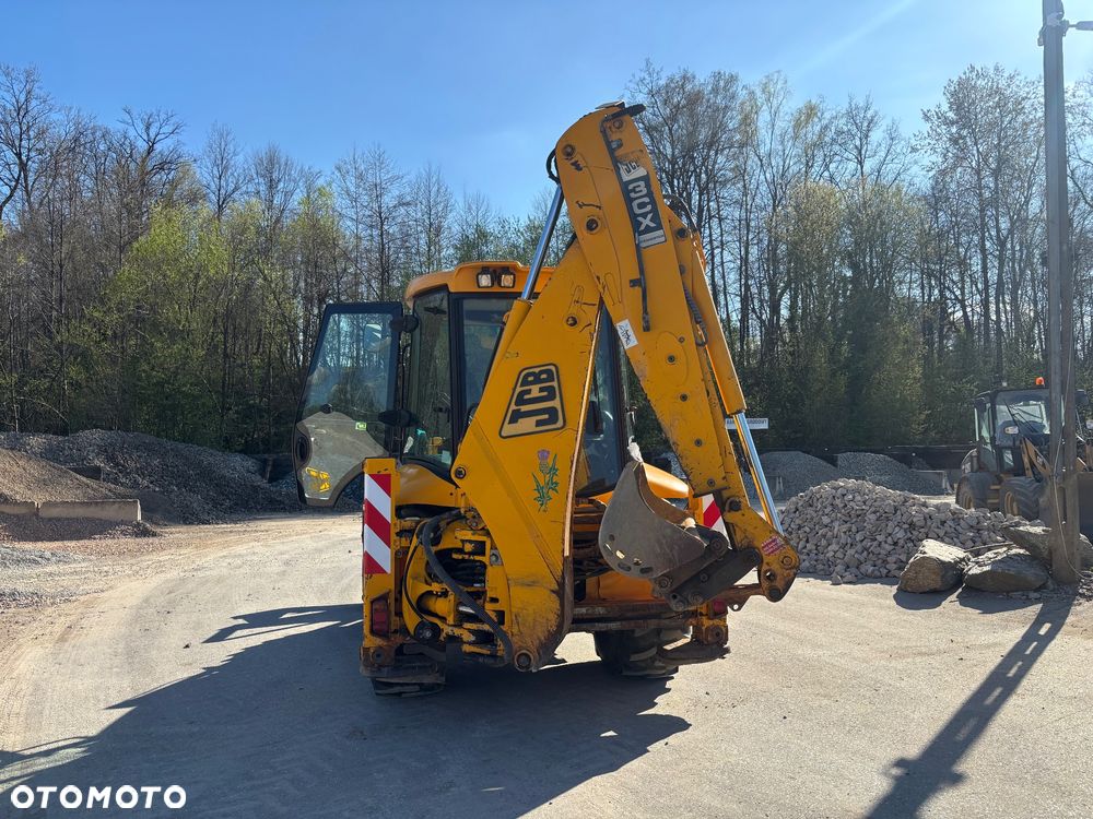 JCB 3CX - 13