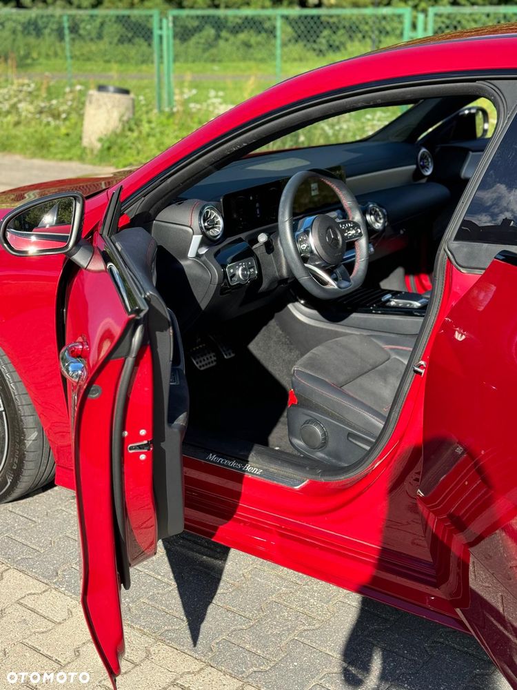 Mercedes-Benz CLA - 9