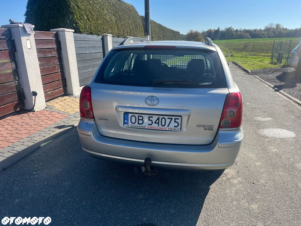 Toyota Avensis 2.0 D-4D Combi - 5