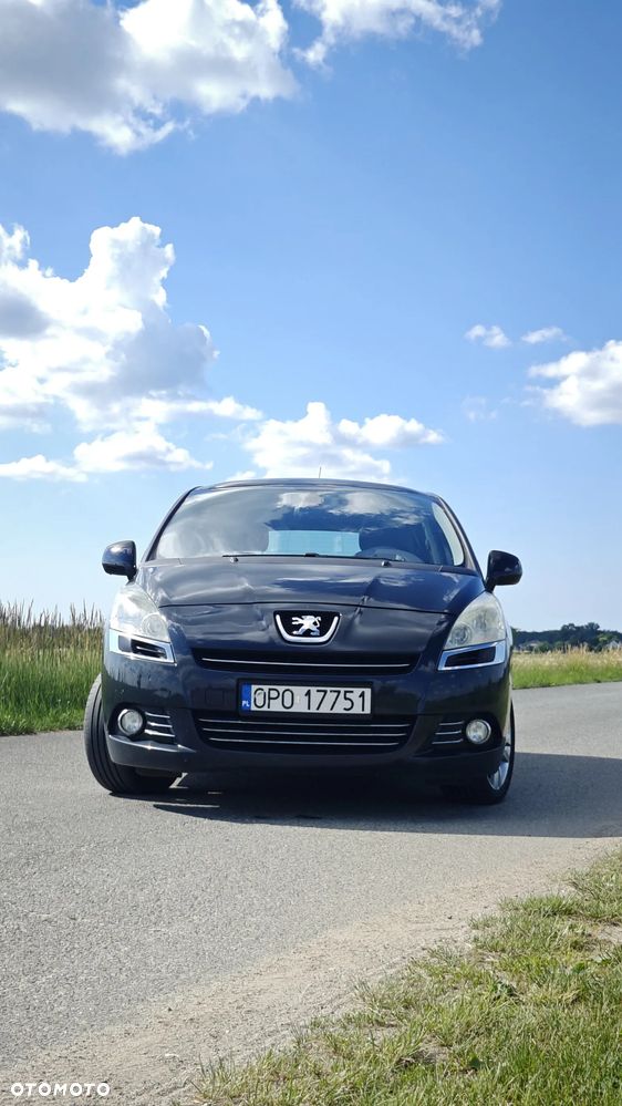 Peugeot 5008 HDI FAP 150 Premium - 4