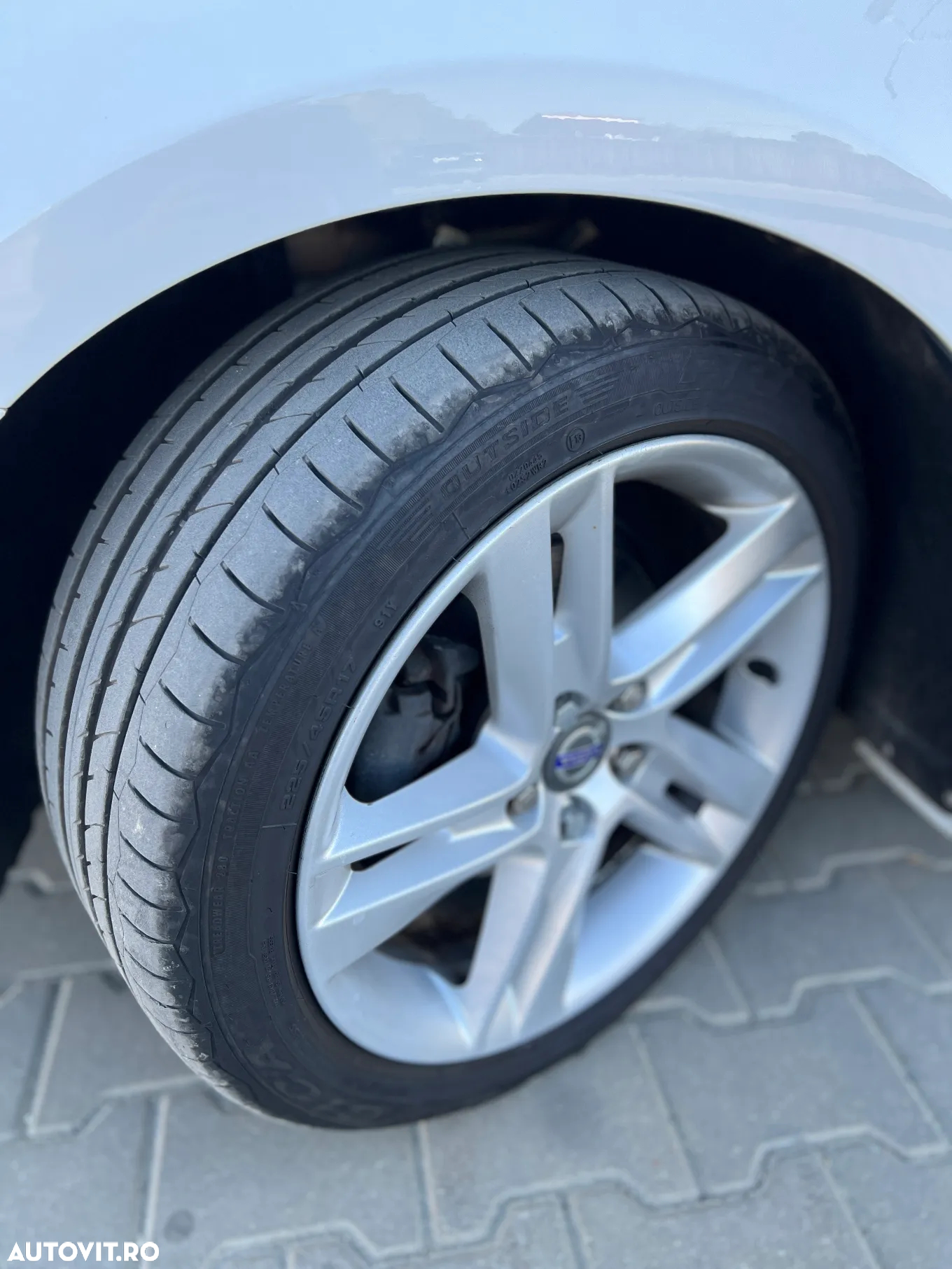 Volvo V40 D2 - 15