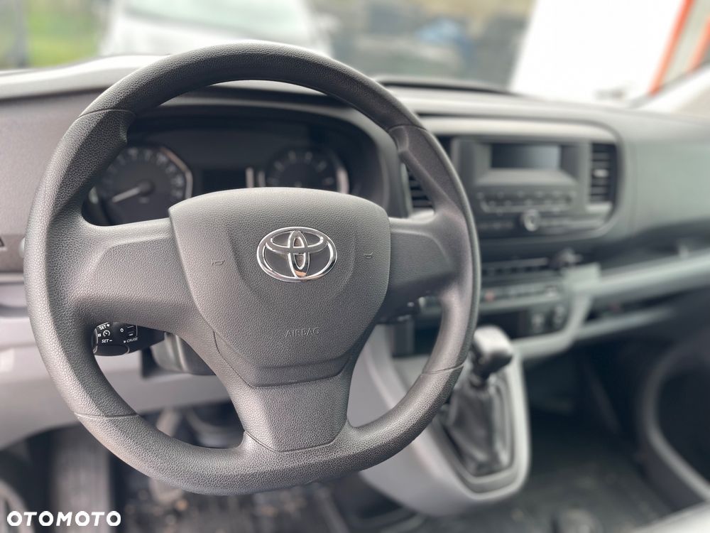 Toyota PROACE - 15