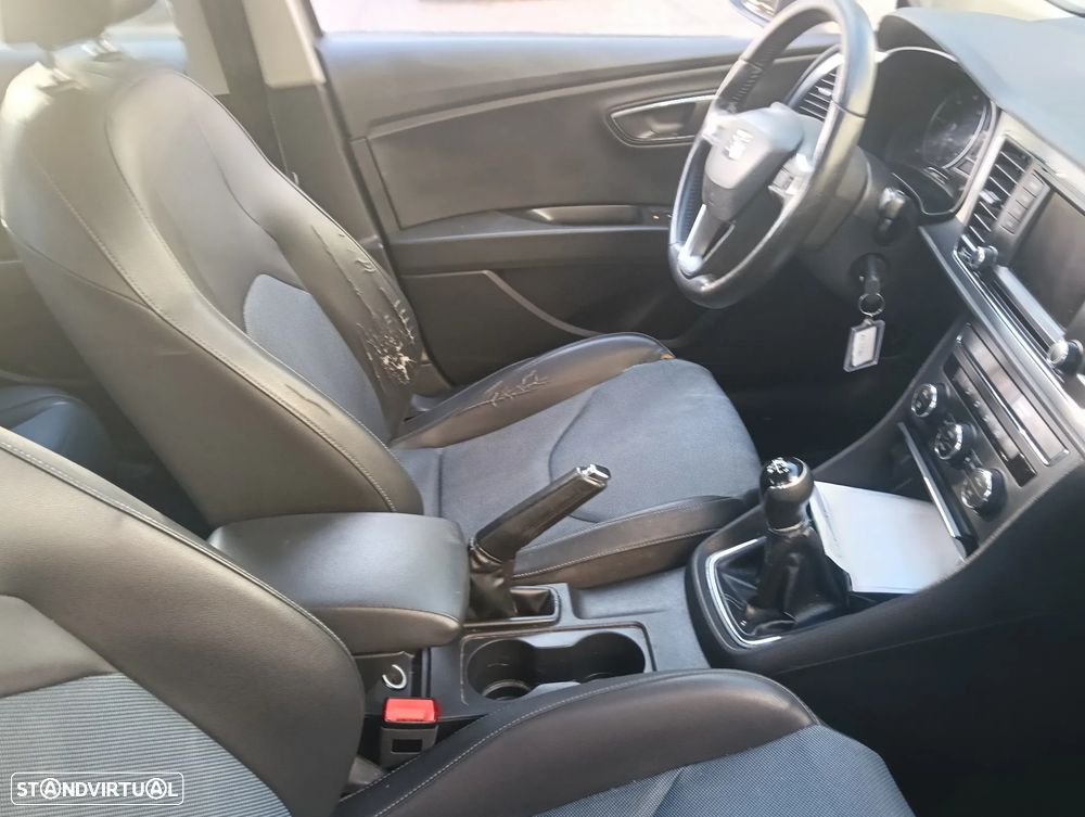 SEAT Leon 1.6 TDI DPF Style - 11