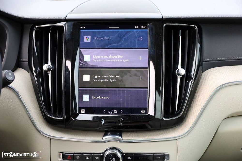 Volvo XC 60 2.0 T6 PHEV Inscription AWD - 26