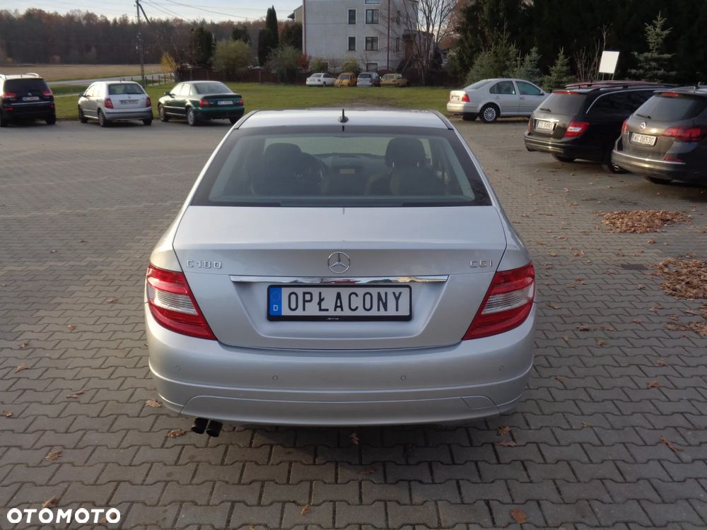 Mercedes-Benz Klasa C 180 CGI BlueEff Avantgarde - 20