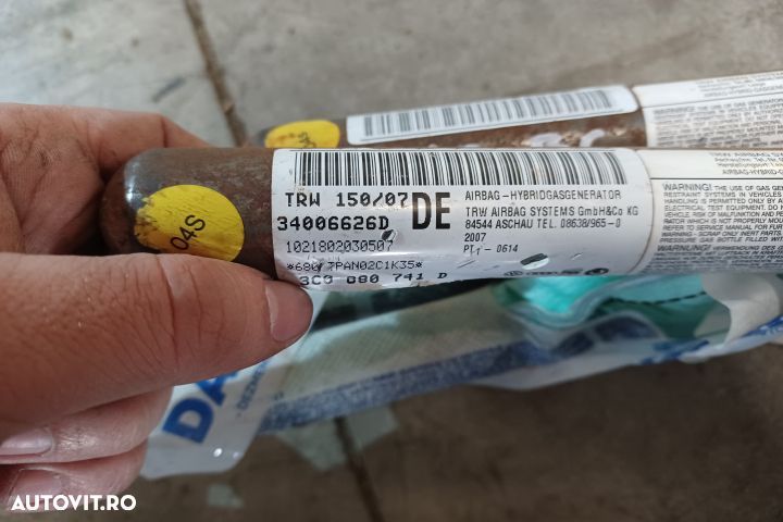 Airbag cortina stanga 3C0880742D Volkswagen VW Passat B6 [2005 - 2010 - 6