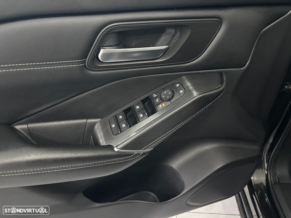 Nissan Qashqai 1.3 DIG-T N-Connecta - 19