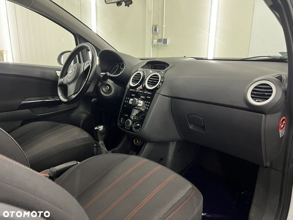 Opel Corsa - 10