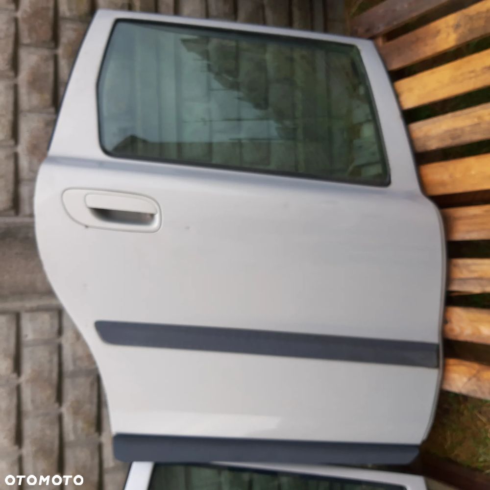 Drzwi Tylne Tył Prawe Volvo V70 II 443 - 1
