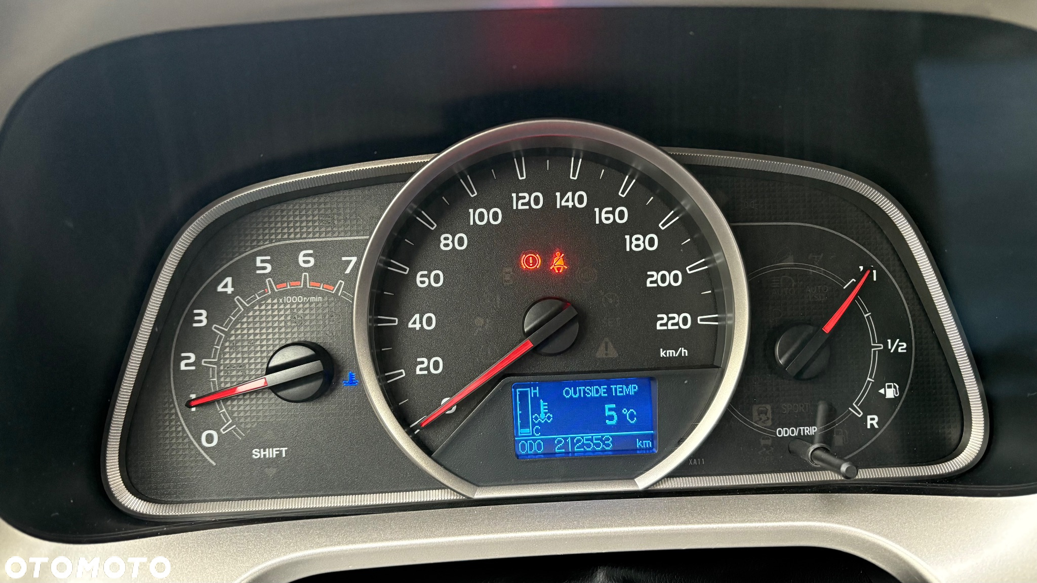 Toyota RAV4 2.0 D-4D Active 4x2 - 20