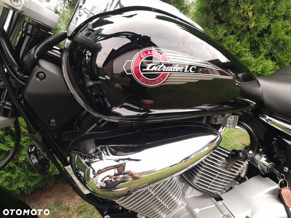Suzuki Intruder - 18
