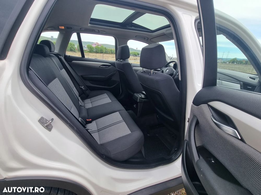 BMW X1 xDrive18d Aut. Sport Line - 12