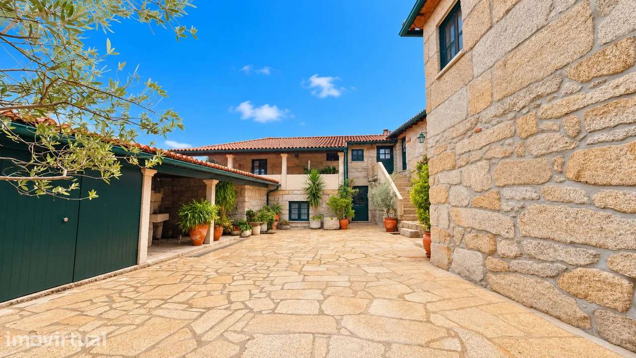 Moradia T4 de Charme no Soajo – Uma Casa com História, Identidade e Al - Grande imagem: 2/48