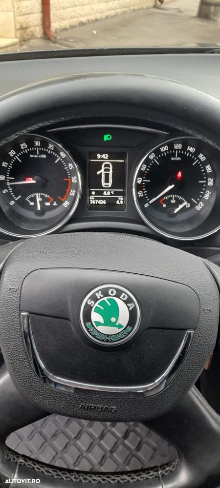 Skoda Superb 1.6 TDI Comfort - 6