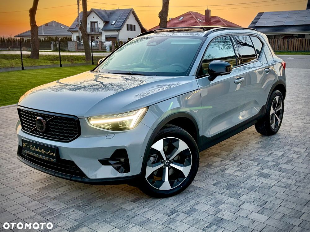 Volvo XC 40 B3 B DKG Plus Dark - 20