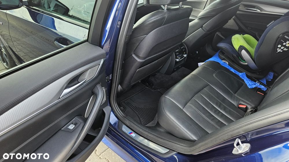 BMW Seria 5 520d xDrive M Sport sport - 9