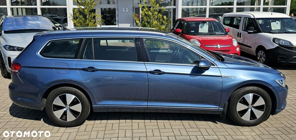 Volkswagen Passat - 6