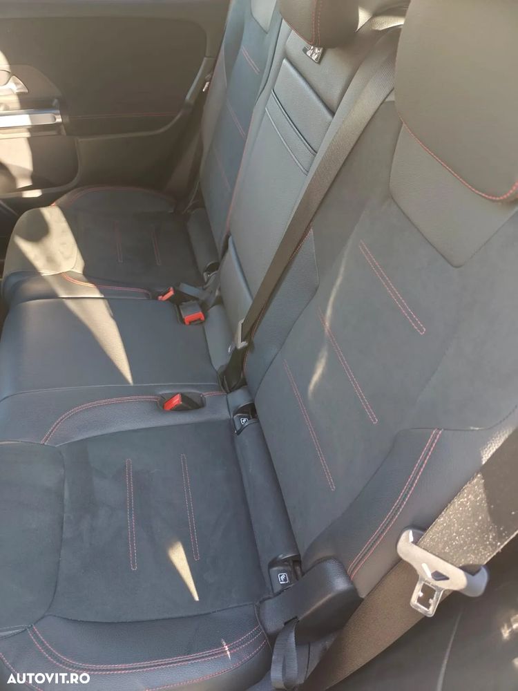 Mercedes-Benz EQB 350 4MATIC - 11