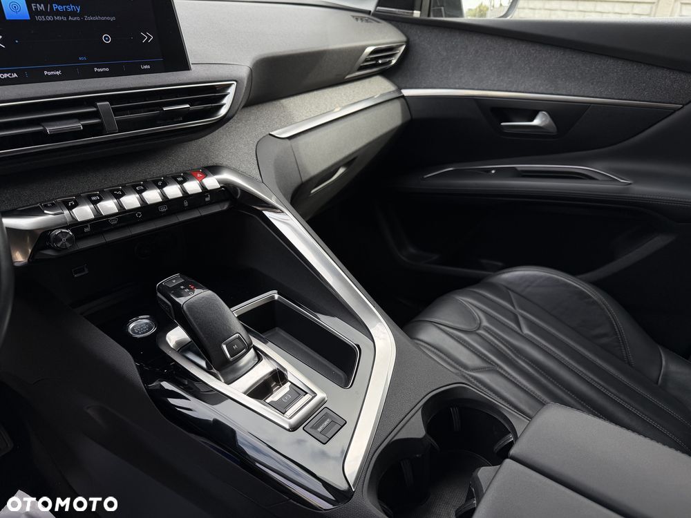 Peugeot 3008 1.6 PureTech GPF Allure S&S EAT8 - 21