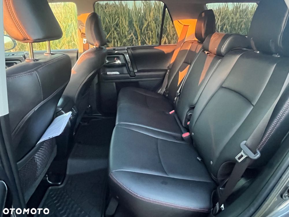 Toyota 4-Runner - 18