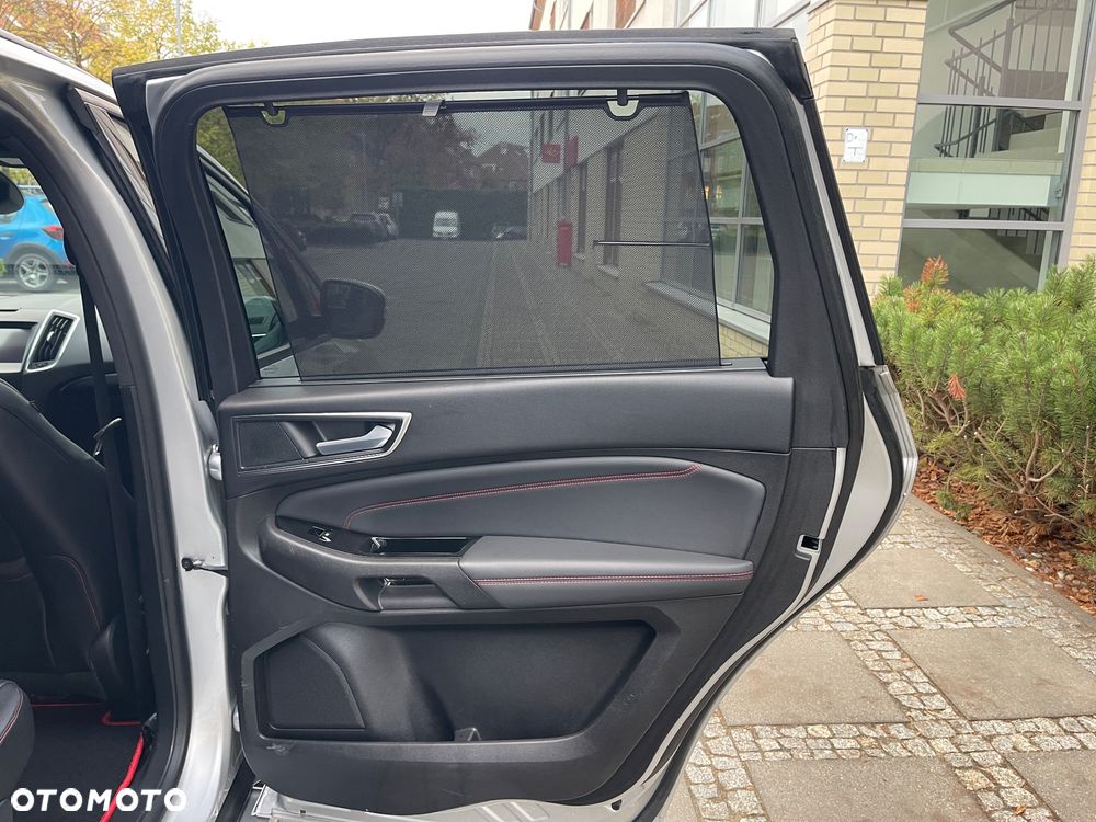 Ford S-Max - 27