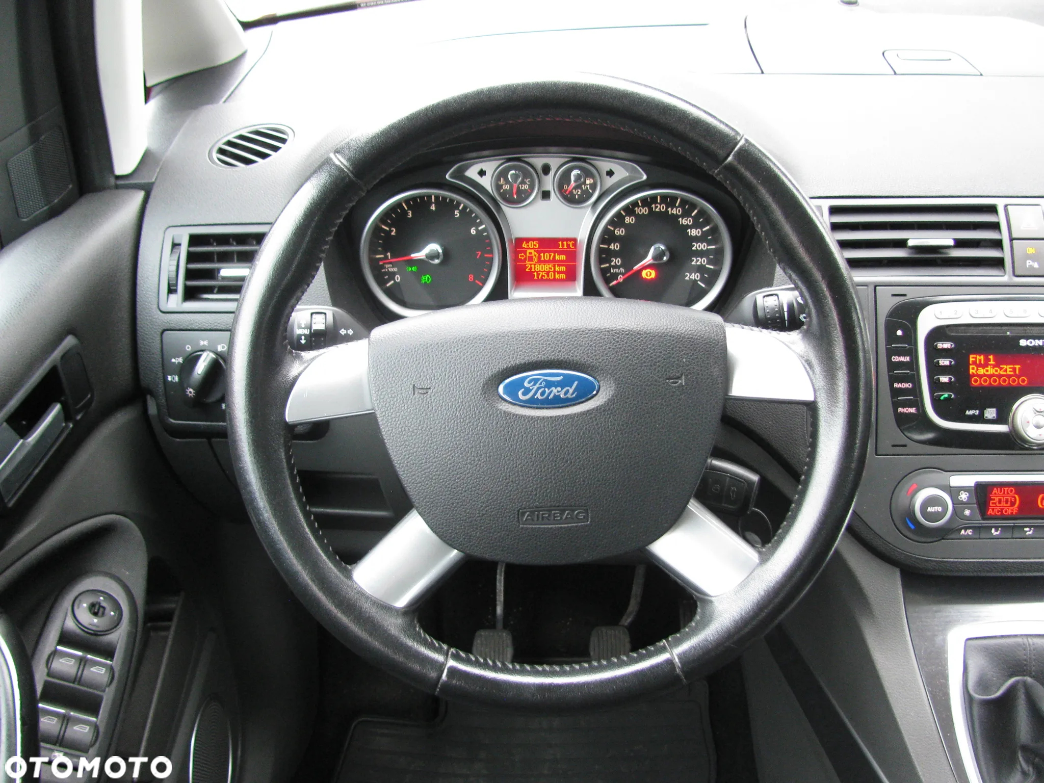 Ford C-MAX 1.8 Ambiente - 22