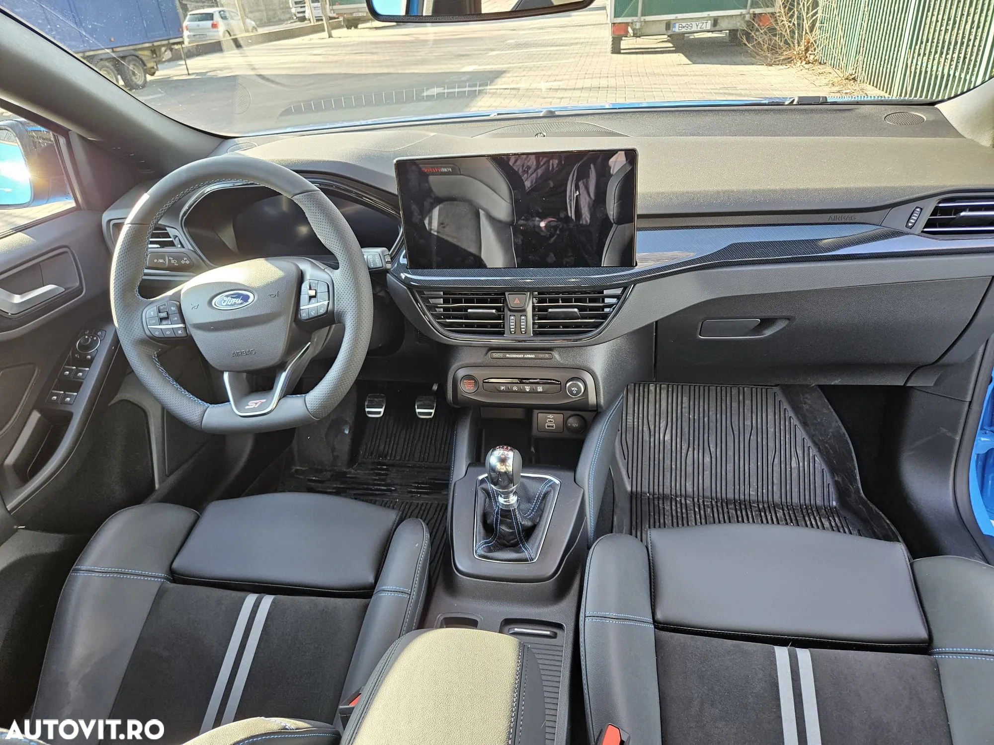 Ford Focus 2.3 Ecoboost ST X - 25