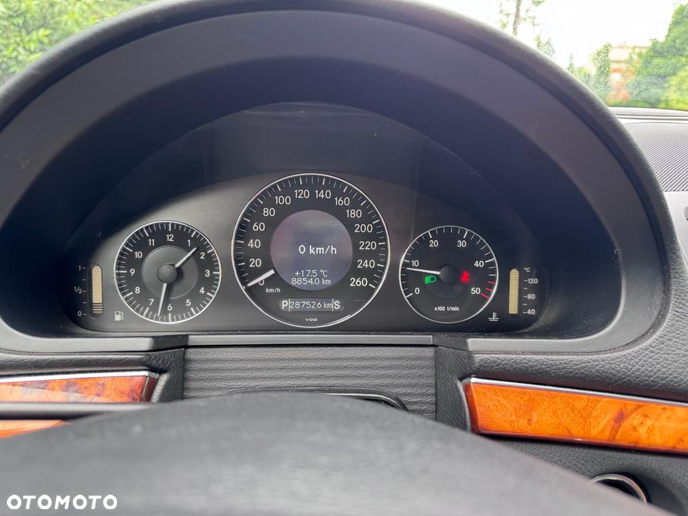Mercedes-Benz Klasa E 320 CDI T Elegance - 16