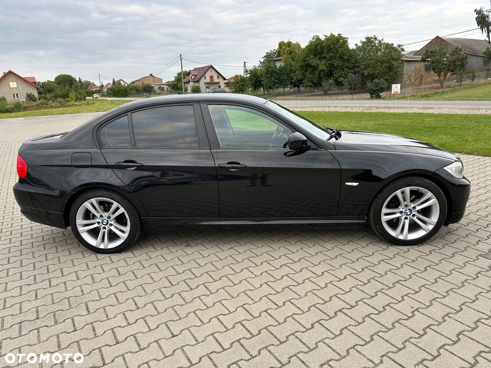 BMW Seria 3 318d Luxury Line - 6