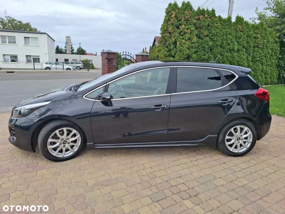 Kia Ceed 1.6 CRDi 136 ISG GT Line - 3