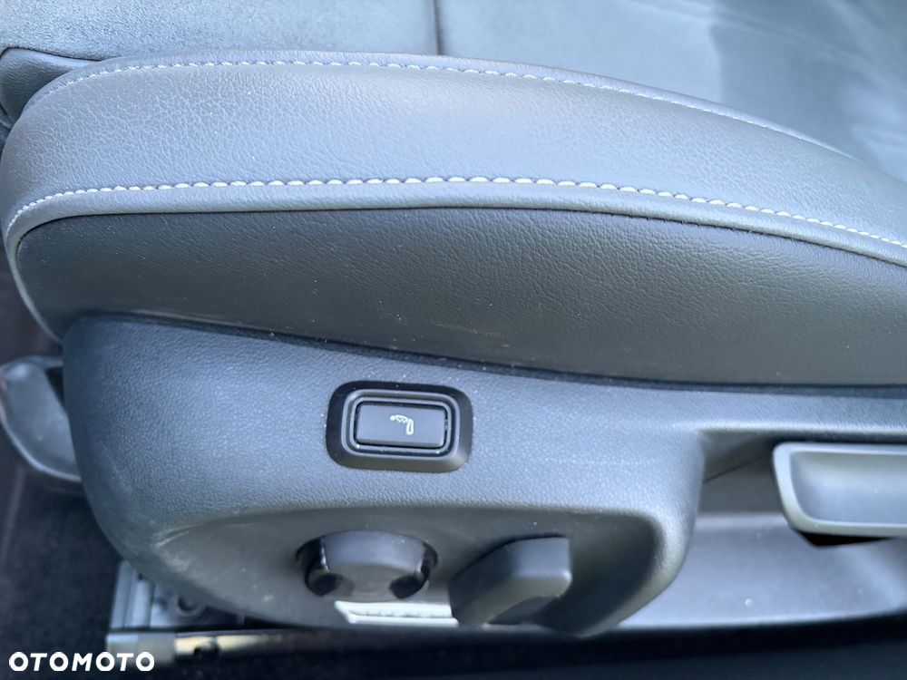 Volkswagen Passat - 19