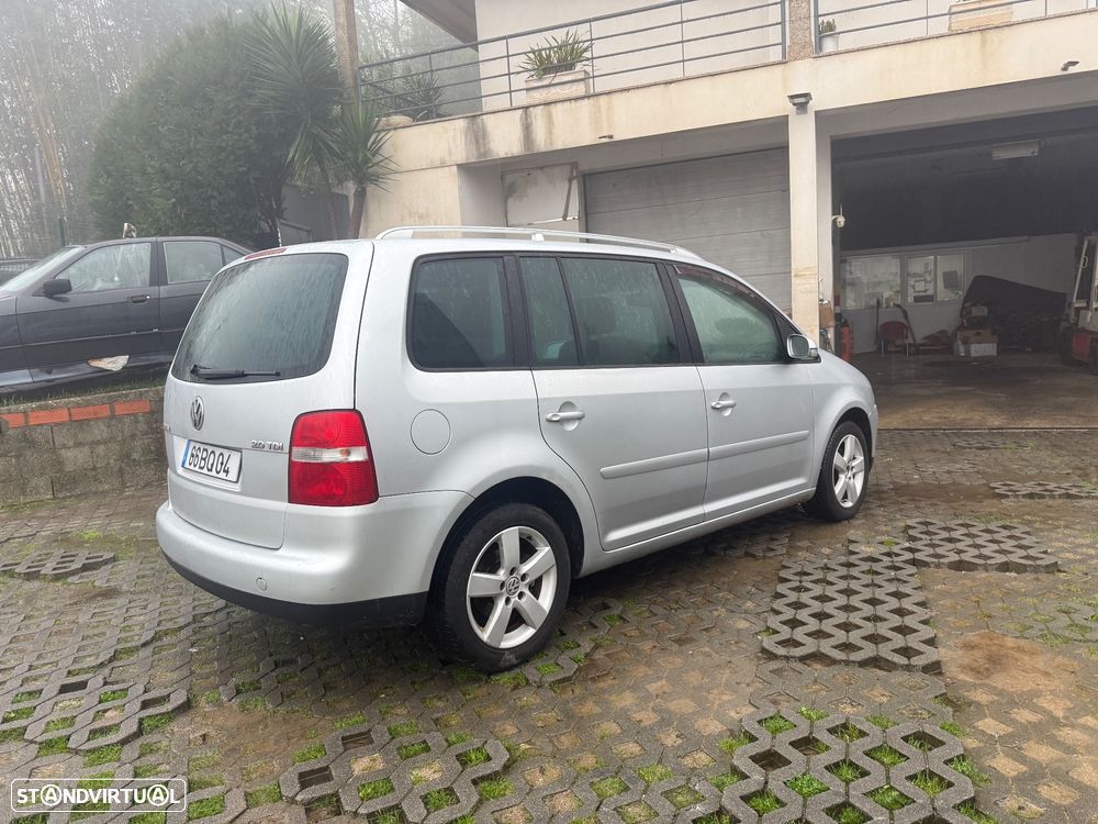 VW Touran 2.0 TDI Trendline 7L DSG - 1