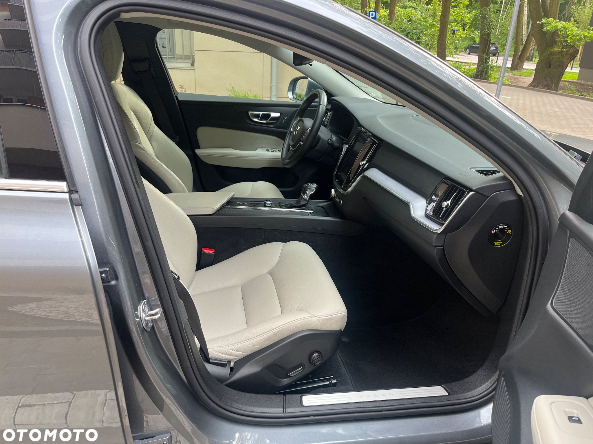 Volvo V60 T5 Geartronic Momentum Pro - 8