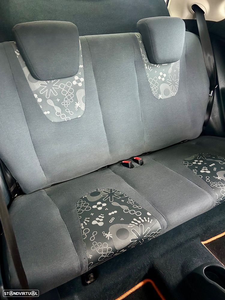 Ford KA 1.2 Titanium - 12