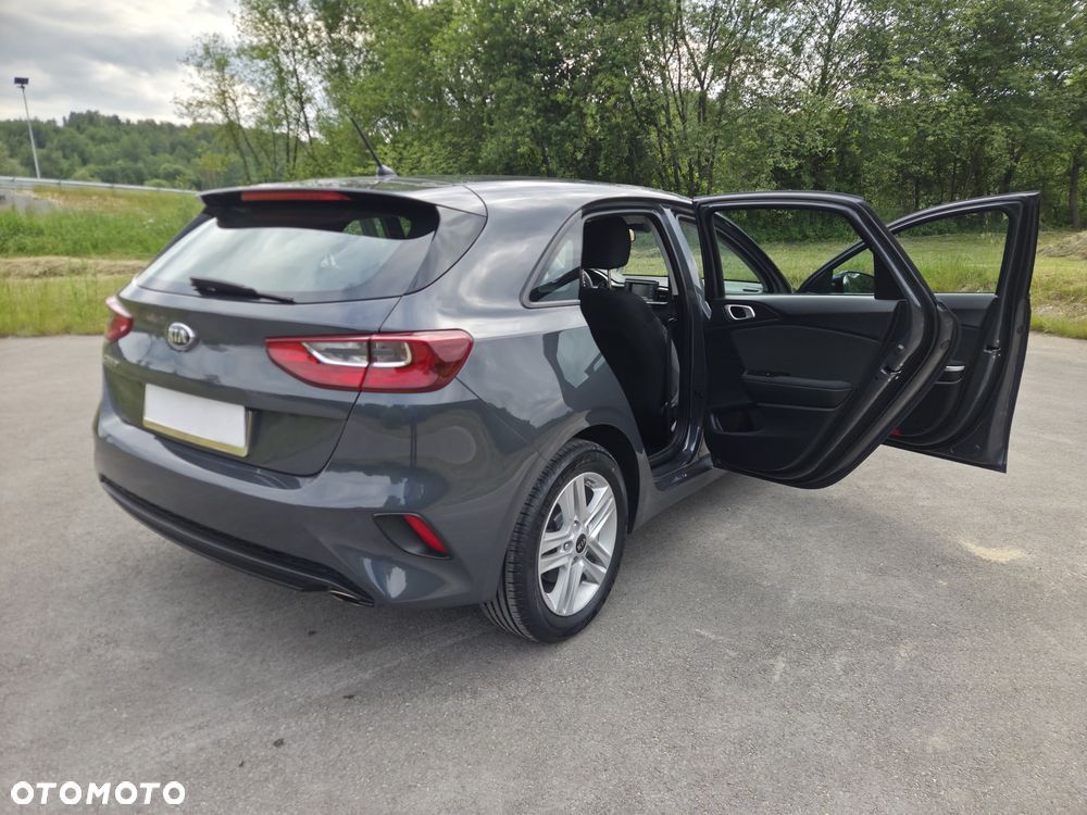 Kia Ceed 1.4 Attract - 18