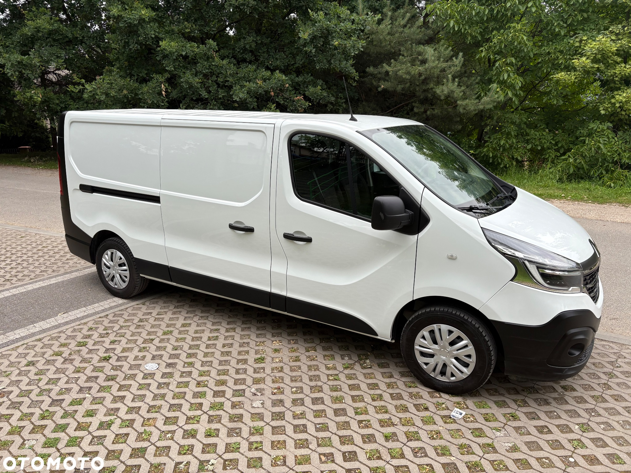 Renault TRAFIC - 9