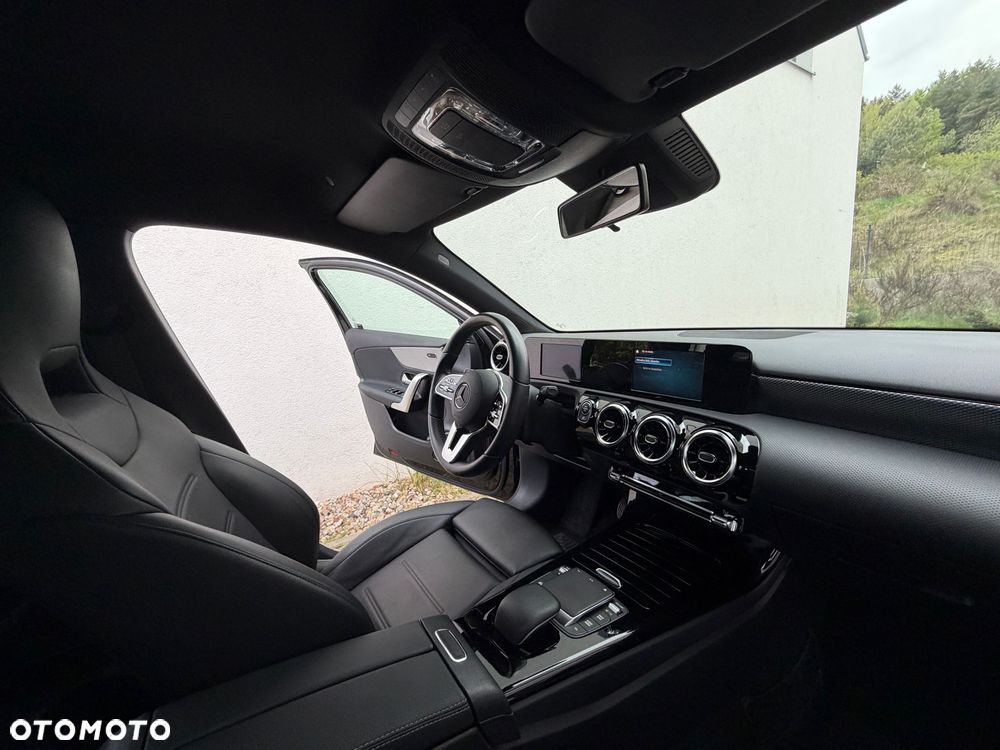 Mercedes-Benz Klasa A 250 Progressive 7G-DCT - 22
