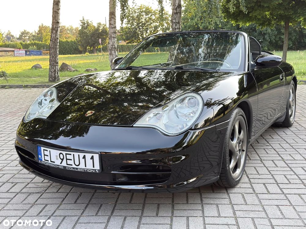 Porsche 911 Carrera - 22