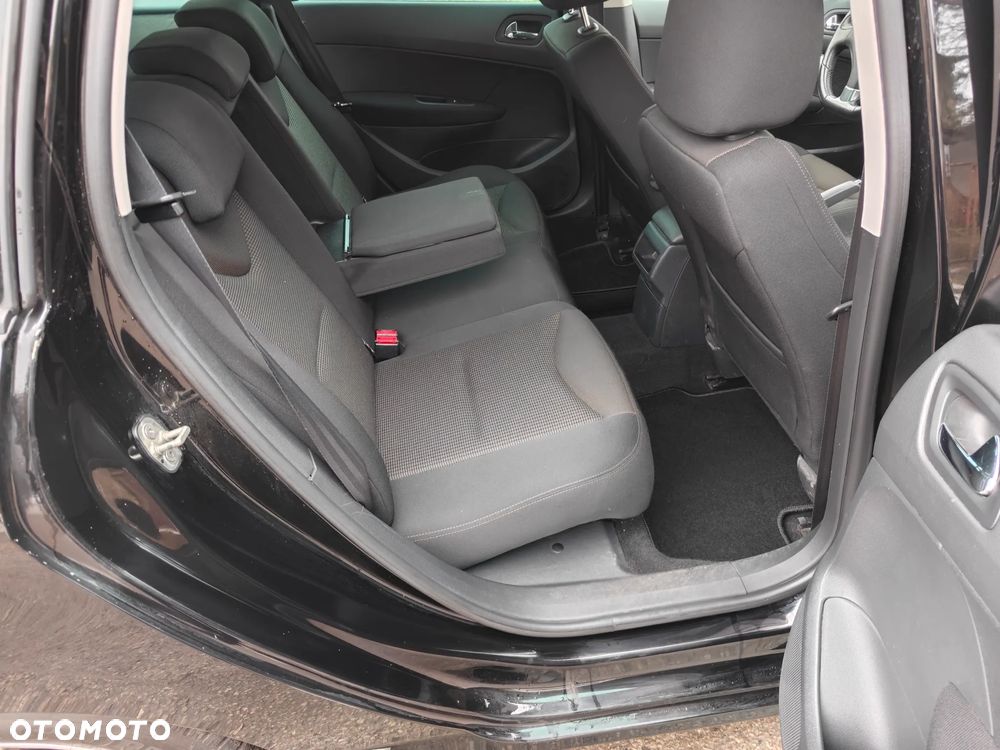 Peugeot 308 HDi FAP 150 Allure - 23