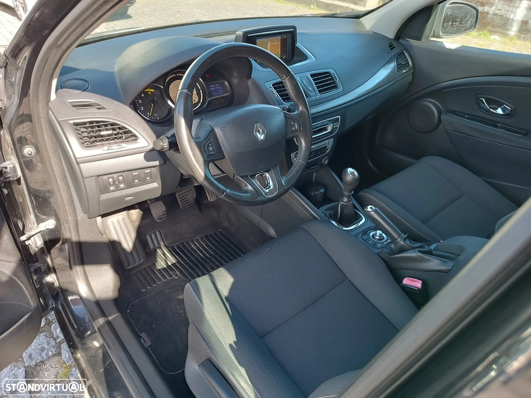 Renault Mégane Sport Tourer 1.5 dCi Dynamique - 9