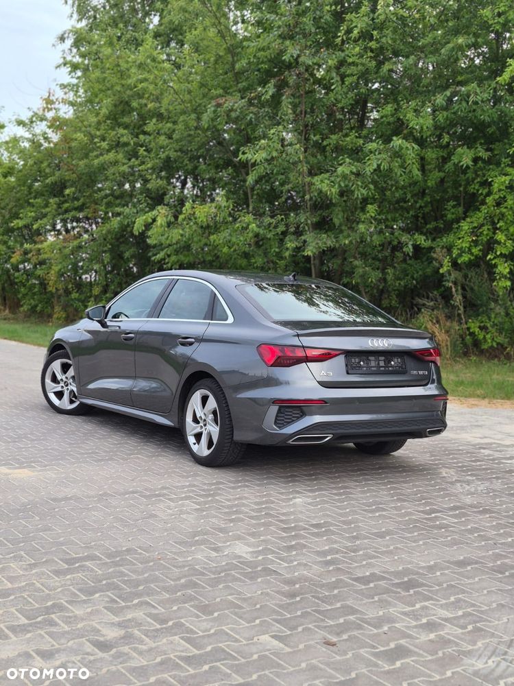 Audi A3 Limousine 35 TFSI S tronic S line - 5
