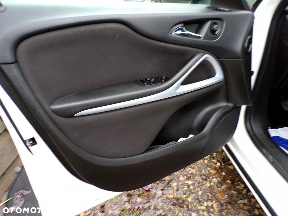 Opel Zafira - 20