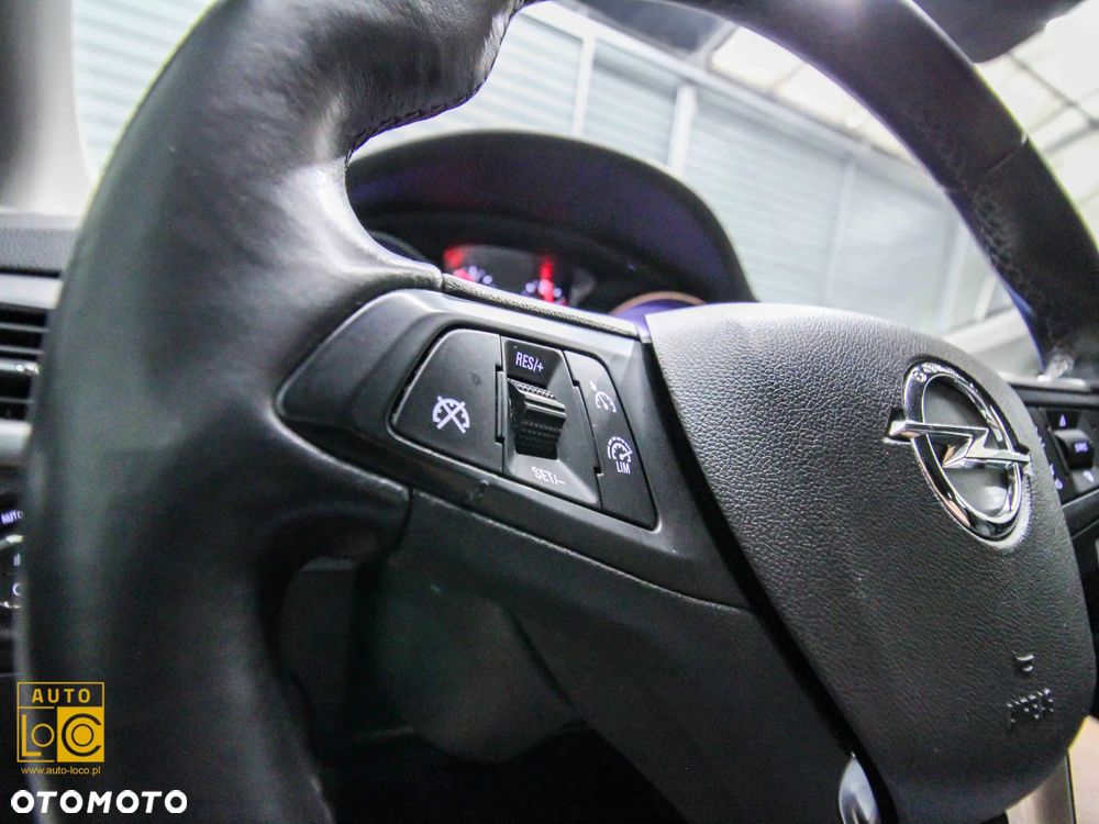 Opel Astra 1.4 T Enjoy - 27