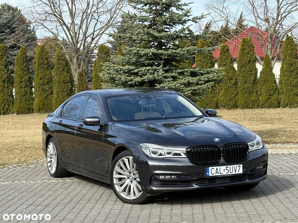 BMW Seria 7 750i - 3