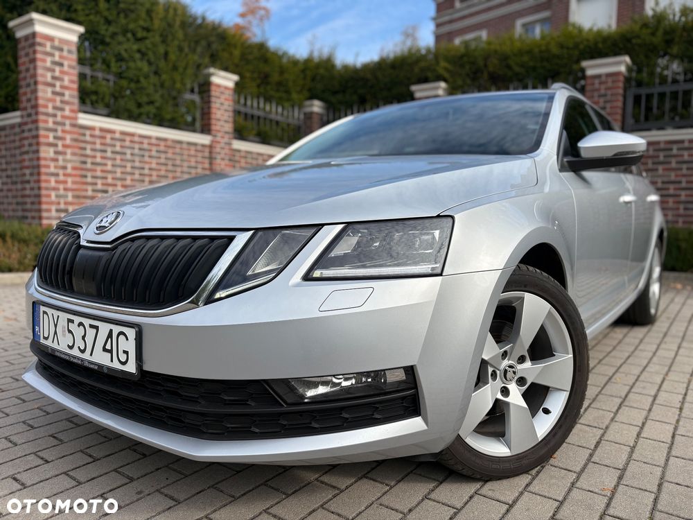 Skoda Octavia 2017 photo 2