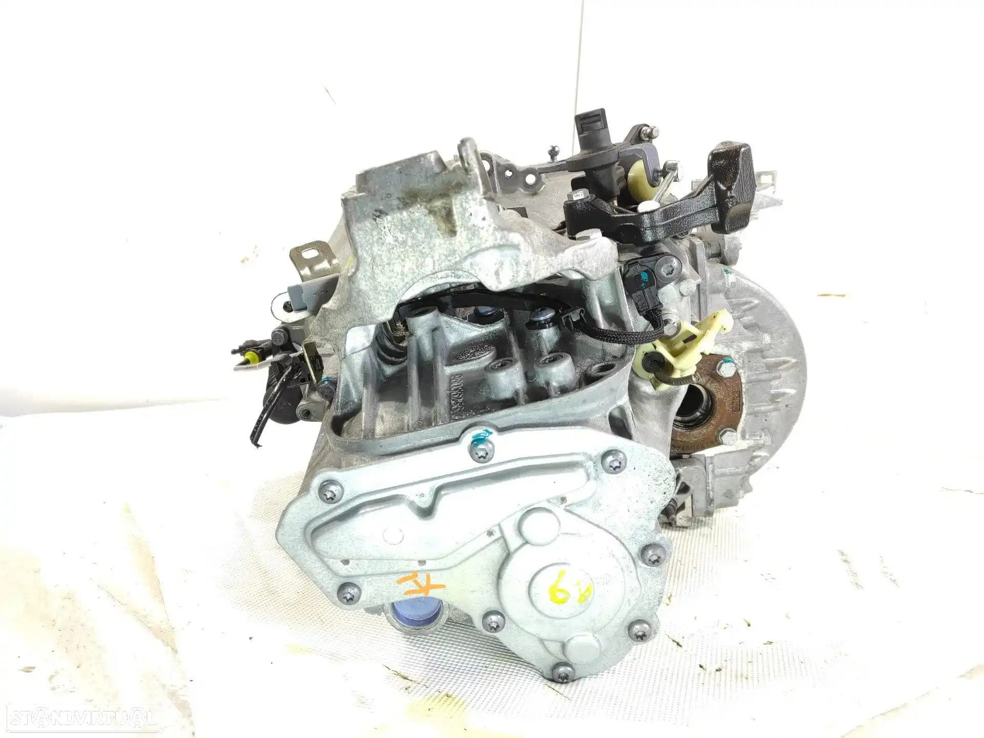 Caixa de 6 Vel Peugeot 3008 1.5Bluehdi 20MB59 em Stock - 2